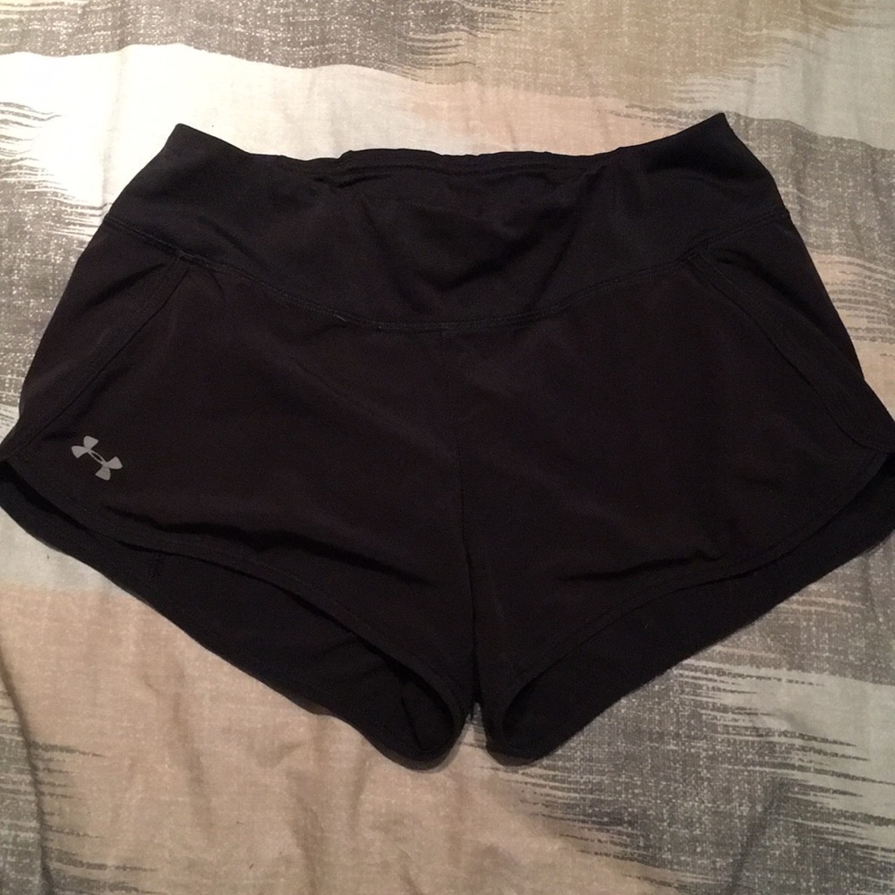 black under armour athletic shorts!